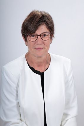 Mme gasseau